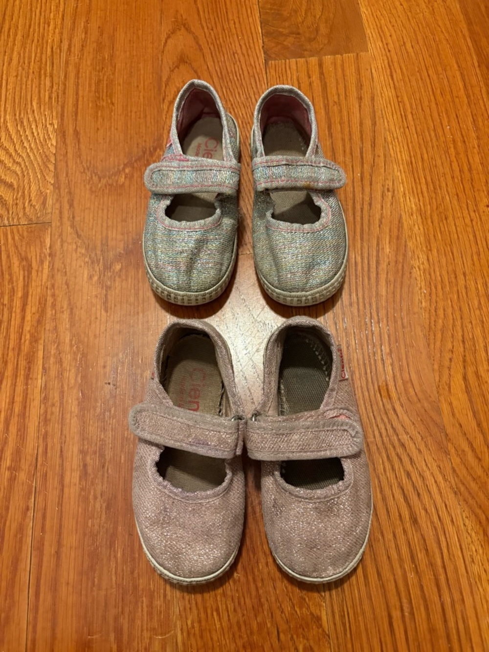 Cienta Shimmer Mary Jane’s set of 2